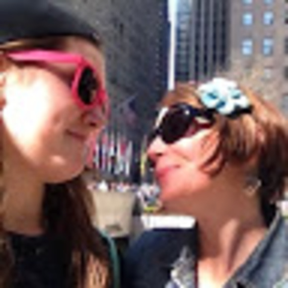 Meet your Posher, Jessica - Picture 1 of 1